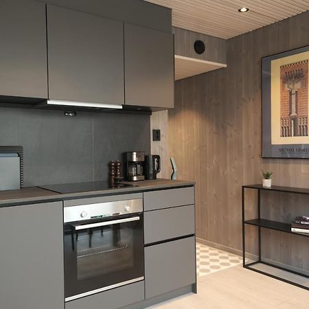 Modern Apartment In Henningsvær Kültér fotó