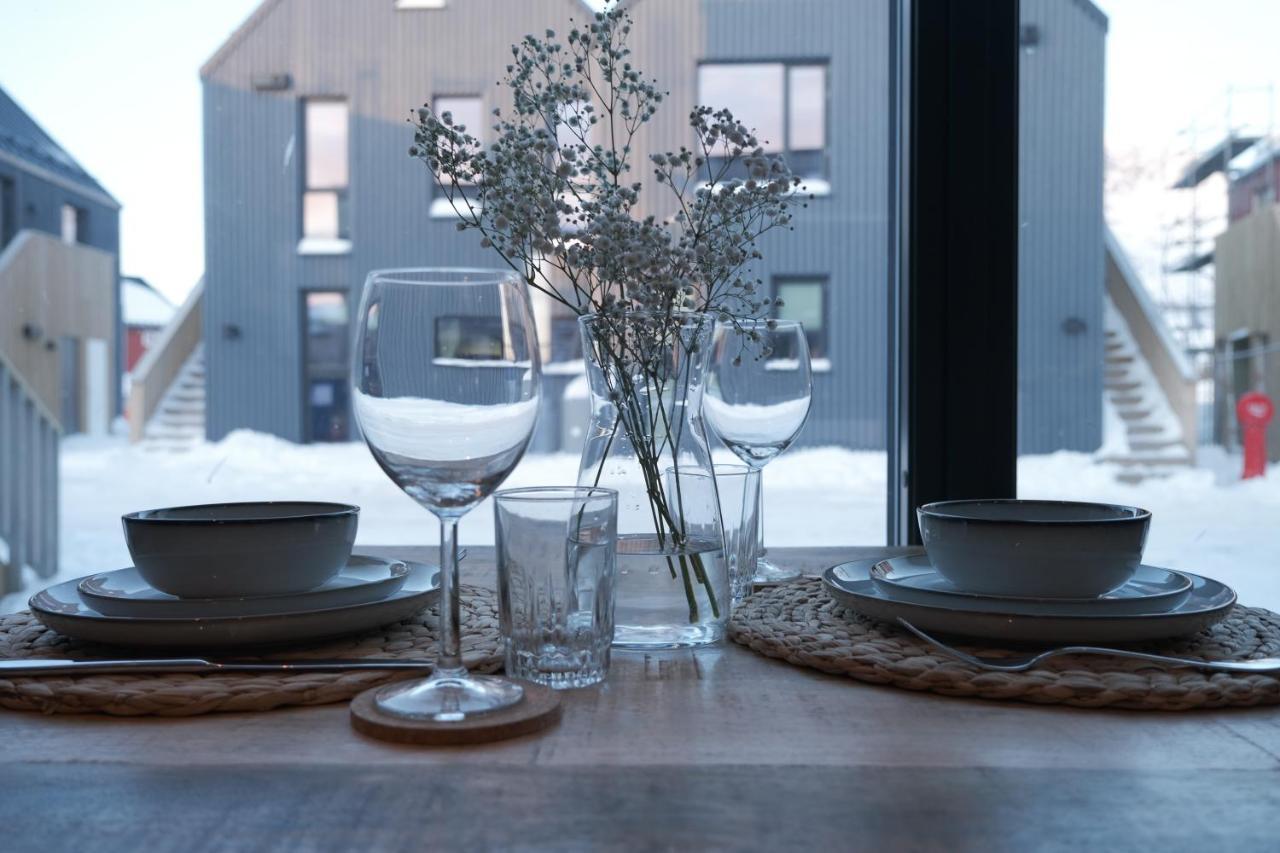 Modern Apartment In Henningsvær Kültér fotó